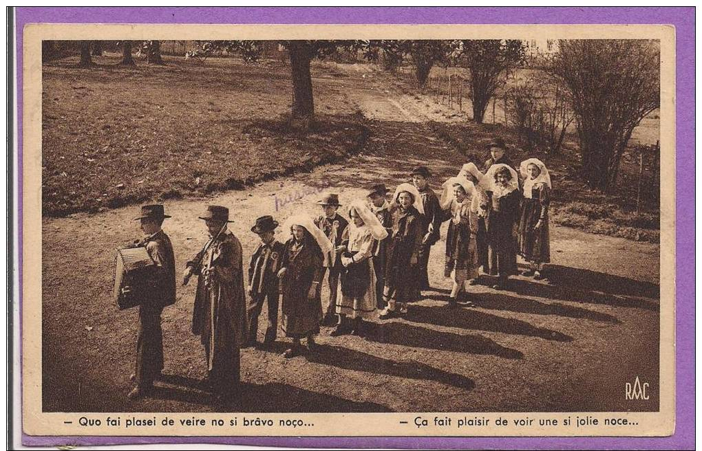 Folklore Breton - Ca Fait Plaisir De Voir Une Aussi Jolie Noce...- - Autres & Non Classés