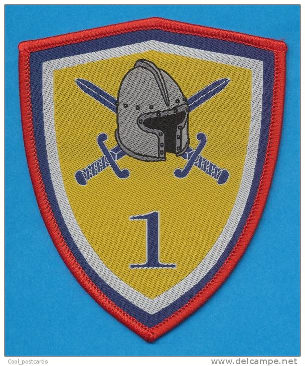 SERBIA, SERBIAN ARMY SLEEVE PATCH, MILITARY ACADEMY - Ecussons Tissu