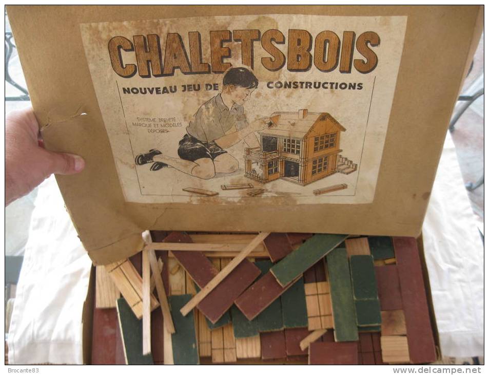 JEU DE CONSTRUCTION ANCIEN CHALET BOIS - Autres & Non Classés