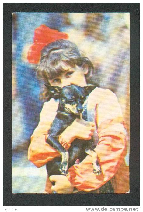 USSR  RUSSIA  POCKET CALENDAR  1990 LITTLE GIRL WITH  DOG  SPITZ - Small : 1981-90