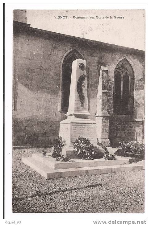 VIGNOT - Monument Aux Morts De La Guerre - Autres & Non Classés