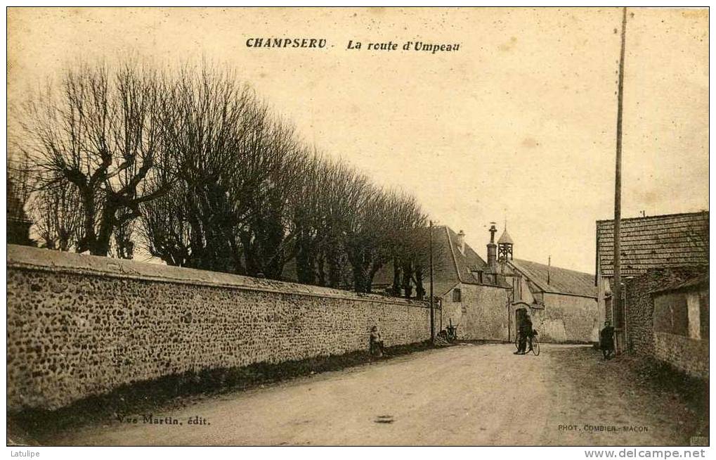Champseru  28   La Route D'Umpeau  Animee - Autres & Non Classés