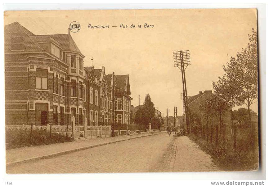 E745 - Remicourt - Rue De La Gare - Remicourt