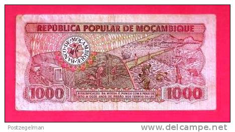 MOZAMBIQUE 1983  Banknote, Used Vf.. 1000 Metaicas Nr. 132 Folded - Mozambique