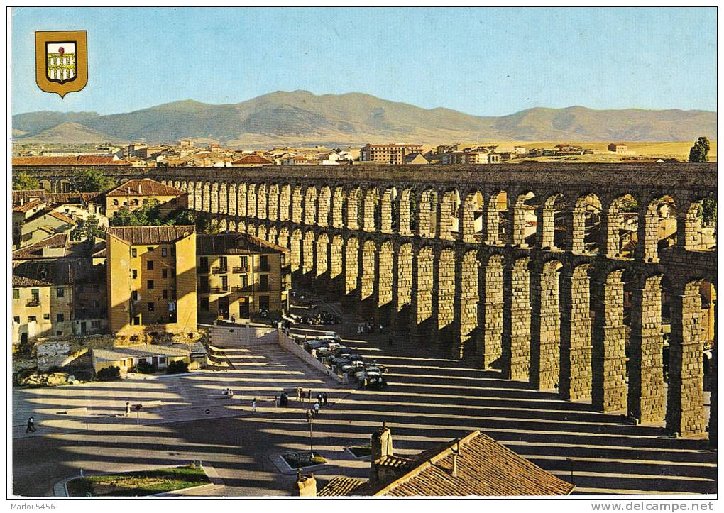 SEGOVIA Aqueduc Et Place Orientale - Segovia