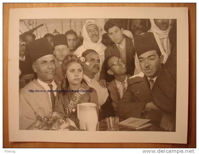 PHOTO ORIGINALE TUNISIE - HABIB BOURGUIBA - 24X18 - ANNEES 1940-1950 - TIRAGE D'EPOQUE - Tunisia Tunis - Beau Plan - Famous People