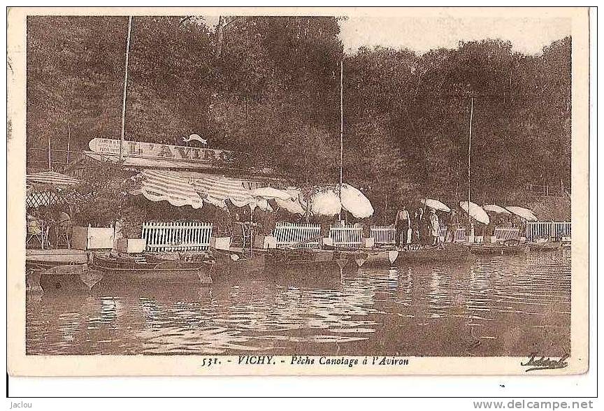 VICHY -PECHE ,CANOTAGE A L´AVIRON ,PERSONNAGES,BEAU PLAN ANIME  REF 28310 - Canottaggio