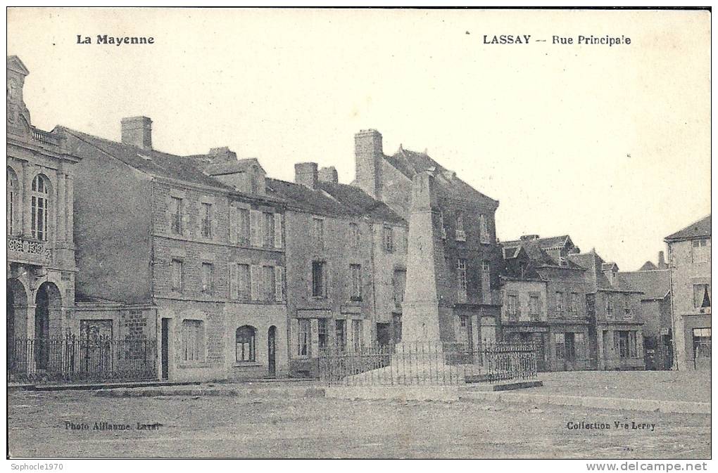 PAYS DE LA LOIRE - 53 - MAYENNE - LASSAY - Rue Principale - Lassay Les Chateaux