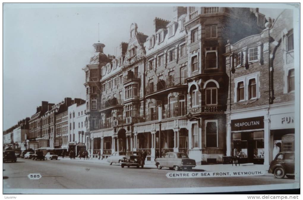 Angleterre / England : Dorset : Weymouth - Centre Of Sea Front - Animée / Lived Up - Royal Hotel - Commerces - Weymouth