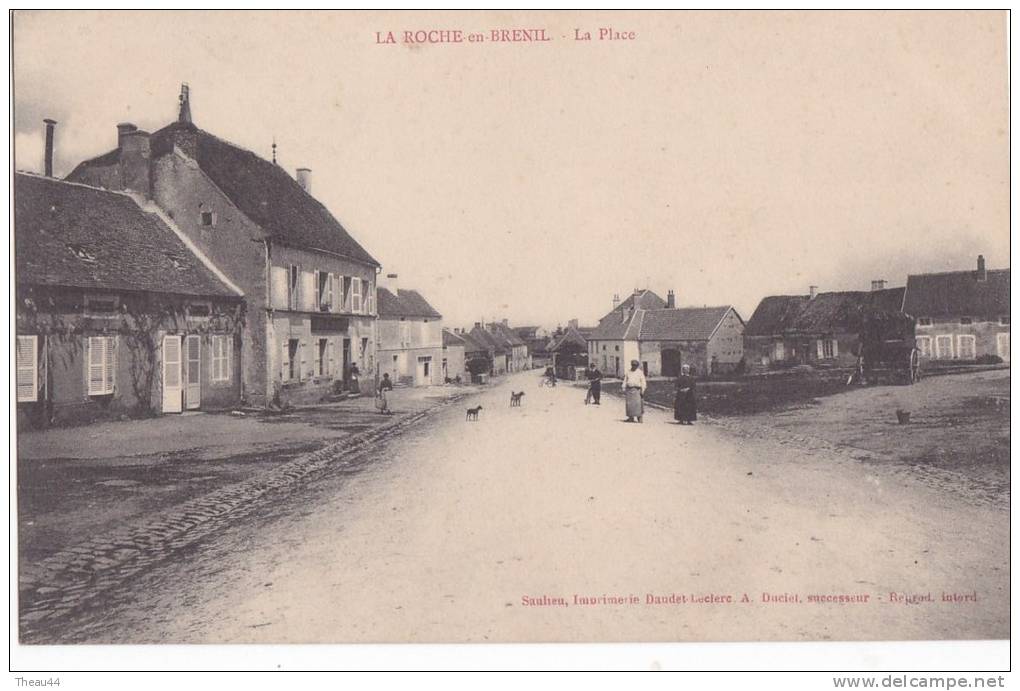 ¤¤  -     LA ROCHE-en-BRENIL   -    La Place  -  Vue Du Bourg     -  ¤¤ - Autres & Non Classés