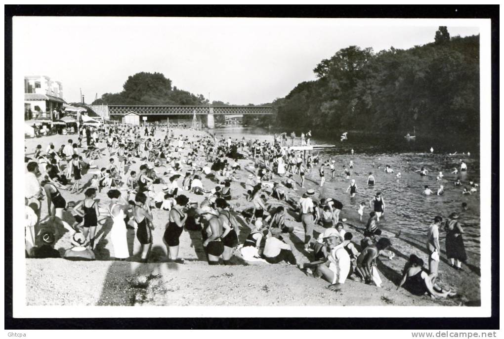 CPSM.  Carte / Photo. CHAMPIGNY. La Plage. - Landivisiau