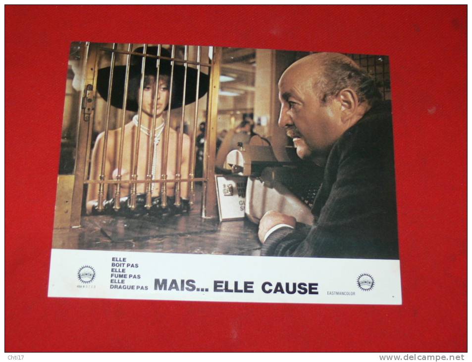 PHOTOS DE CINEMA  ORIGINALES ( 17  ) ELLE BOIT PAS FUME PAS DRAGUE  MAIS....ELLE CAUSE PAR MICHEL AUDIARD  GAUMONT  1970