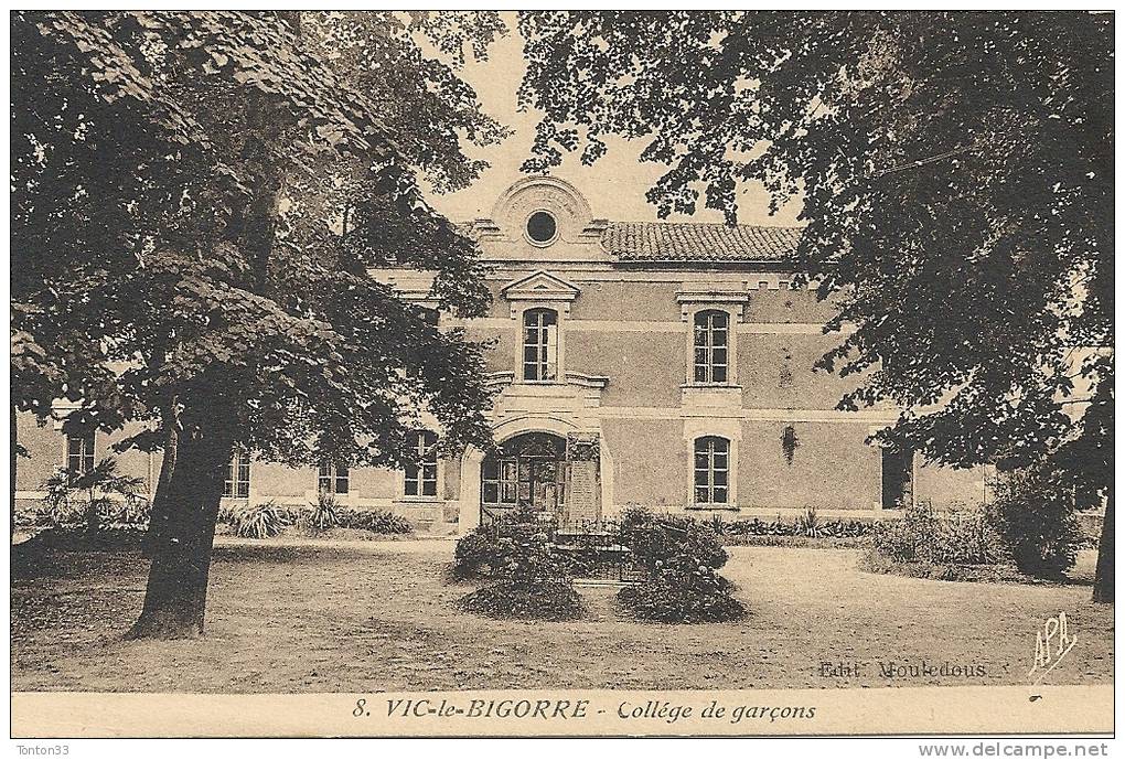 VIC Le BIGORRE  - 65 -  Le Collège De Garçons    Jl - Vic Sur Bigorre