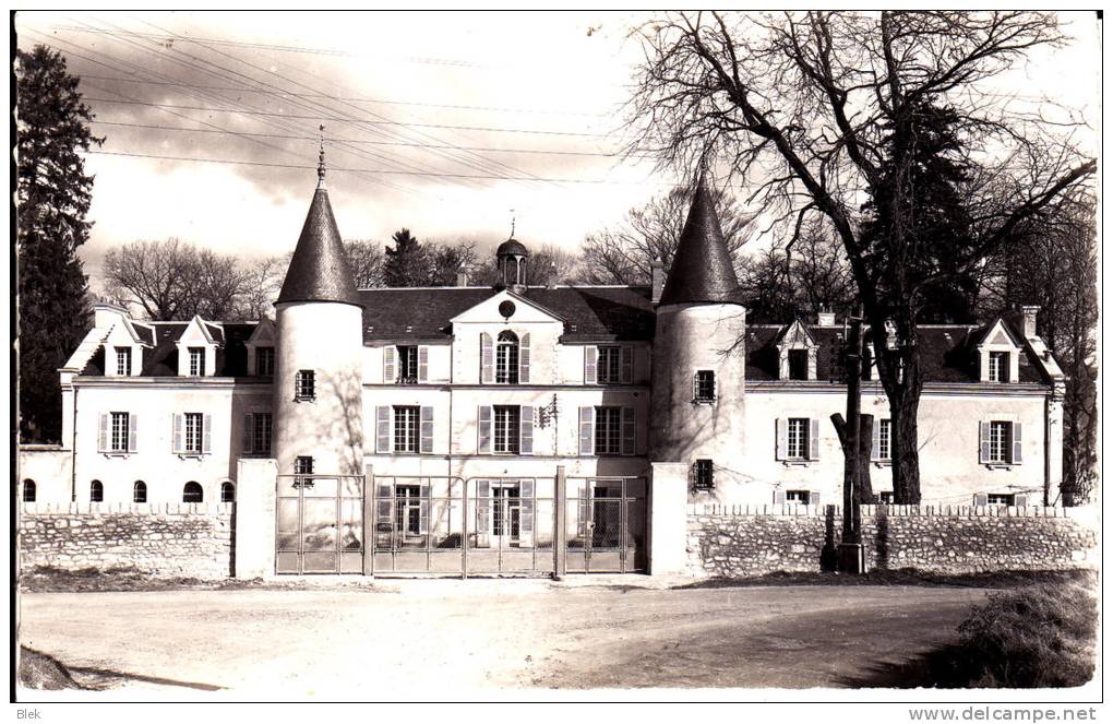 91. Essonne : Boissy La Riviere . Centre D ' éducation Ouvriere De La Cftc . - Boissy-la-Rivière