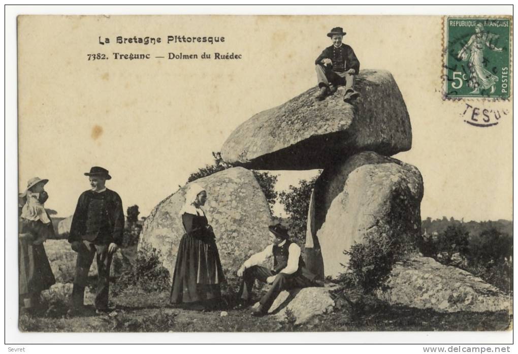 TREGUNC. -  Dolmen Du Ruédec - Trégunc