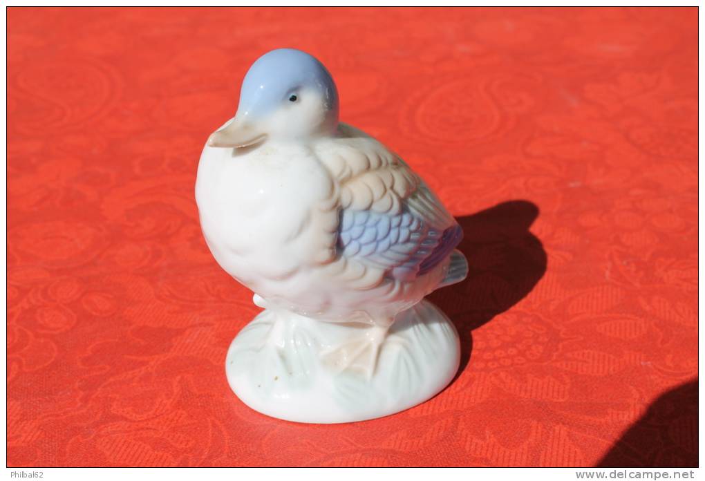 Oiseau Décoratif : Caneton En Porcelaine. - Animaux