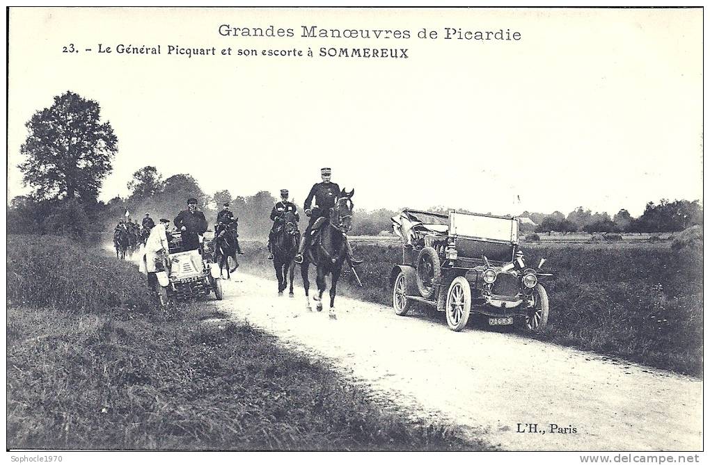 PICARDIE - 60 - OISE -  Manoeuvres 1910- GRANDVILLIERS - SOMMEREUX - Général Picquart Et Son Escorte - Grandvilliers