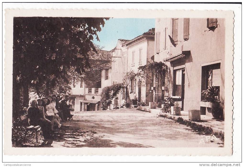 82 Tarn Et Garonne MONTCLAR De QUERCY PROMENADE Animation Villageoise Rue Village CPSM 1940s &curren; APA POUX Albi N°16 - Montclar De Quercy