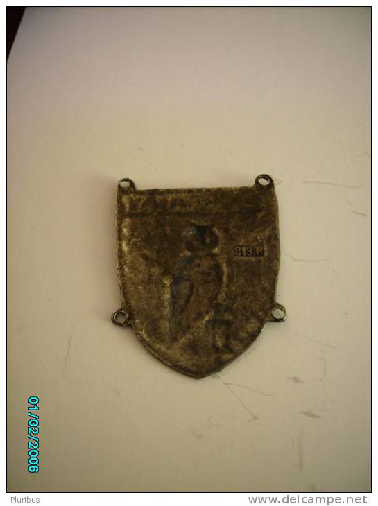 FINLAND  SCOUTING  BOY  SCOUT    BADGE  IN SILVER ,  OWL  ,  HUUHKAJAT - Scouting