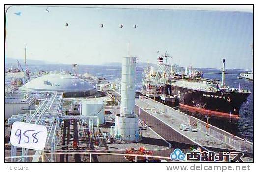 Télécarte JAPON * BATEAU * PHONECARD JAPAN * SHIP * OIL DOCK (958) TELEFONKARTE SCHIFF * Schip - Boot - Barco - - Petrole