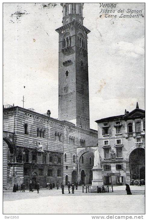 Cartolina D´epoca  " VERONA - Piazza Dei Signori E Torre Lamberti  " - Verona