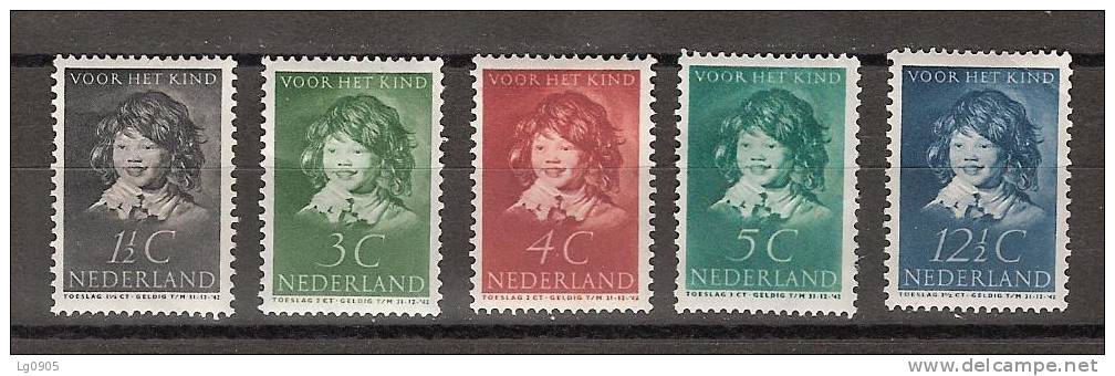 Nederland Netherlands Pays Bas Niederlande 300-304 MLH ; Kinderzegels,children Stamps, Timbres D´enfants, Sellos De Nino - Neufs