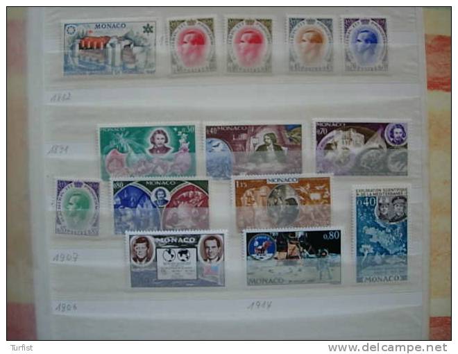 MONACO  (**) 27 STAMPS  COTE 24,15 EUROS - Collections, Lots & Séries