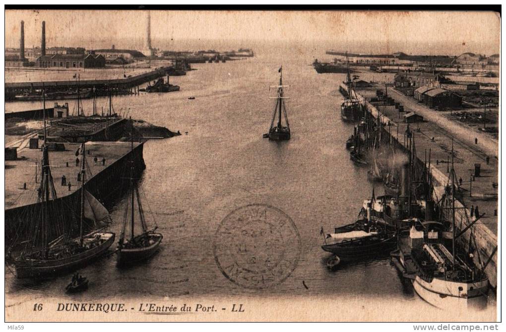 16. Dunkerque. L'Entrée Du Port. Editeur Lévy Et Neurdein Réunis. Paris. 1928. - Dunkerque