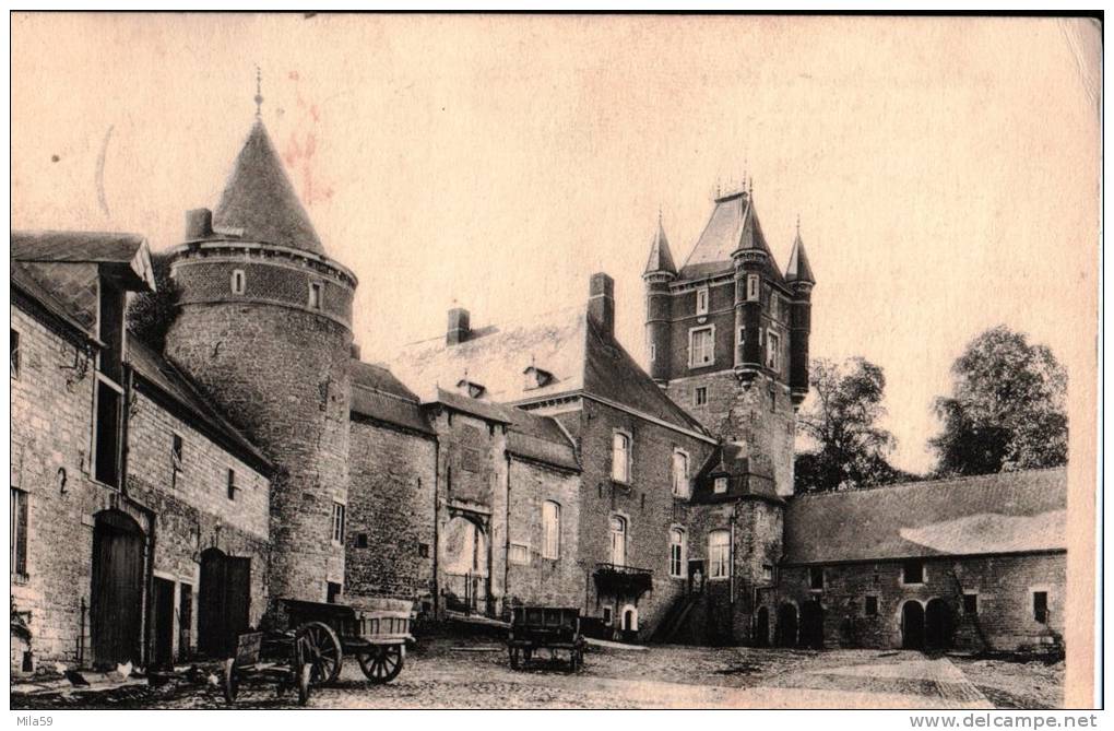 Hôtel Notre Dame De Grâce. Le Chateau, Cour De La Ferme. Berzée, à L'Abbé Albert & Mme Robert. à Melle Libert Mouscron. - Walcourt