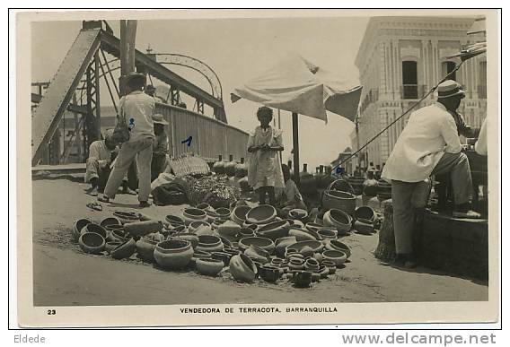 Barranquilla  Vendedora De Terracota Poterie   No 23 - Colombie