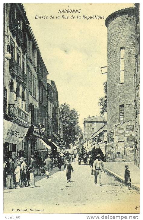 Cpa Narbonne, Entrée De La Rue De La République,animée - Narbonne