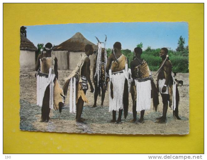 GURIN-N"KOUKA (Bassari) Danseurs Koncumba - Togo