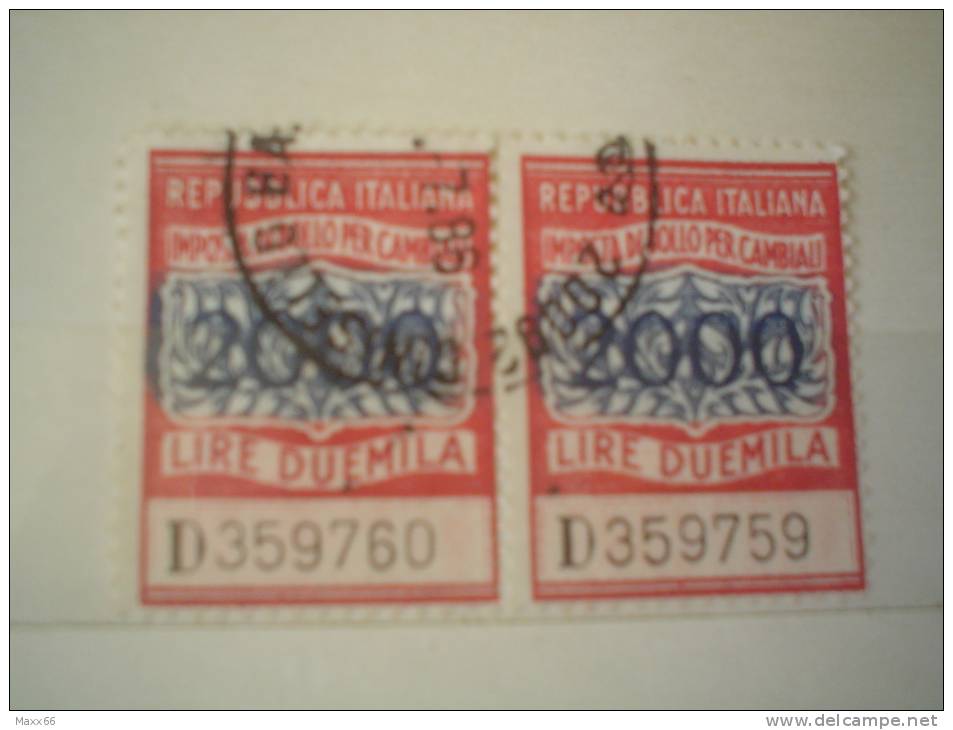 ITALIA REPUBBLICA - USATO - COPPIA IMPOSTA DI BOLLO PER CAMBIALI - £ 2000 - CON CODICE ALFANUMERICO CONSECUTIVO - Revenue Stamps