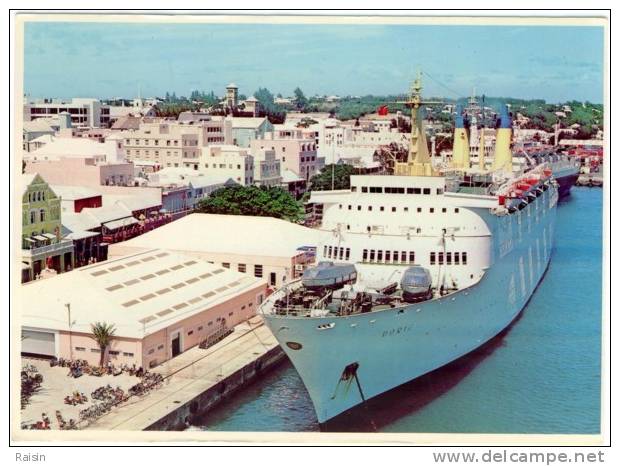 Amérique Antilles Bermuda  Cruise Ship And Downtown Bermuda  Non Circulé état Moyen - Bermuda