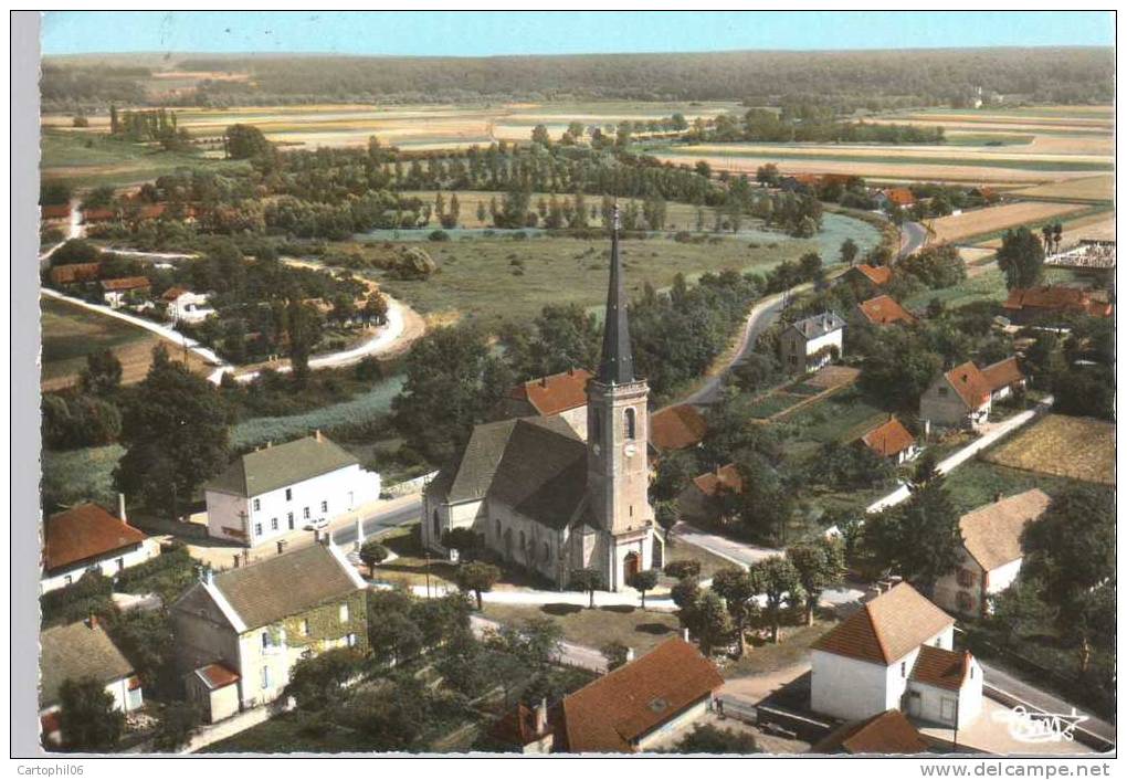 - FRANCE (39) - CPSM Ayant Voyagé PETIT-NOIR 1965 - L' Eglise - Vue Aérienne - Editions CIM 428-92 - - Autres & Non Classés