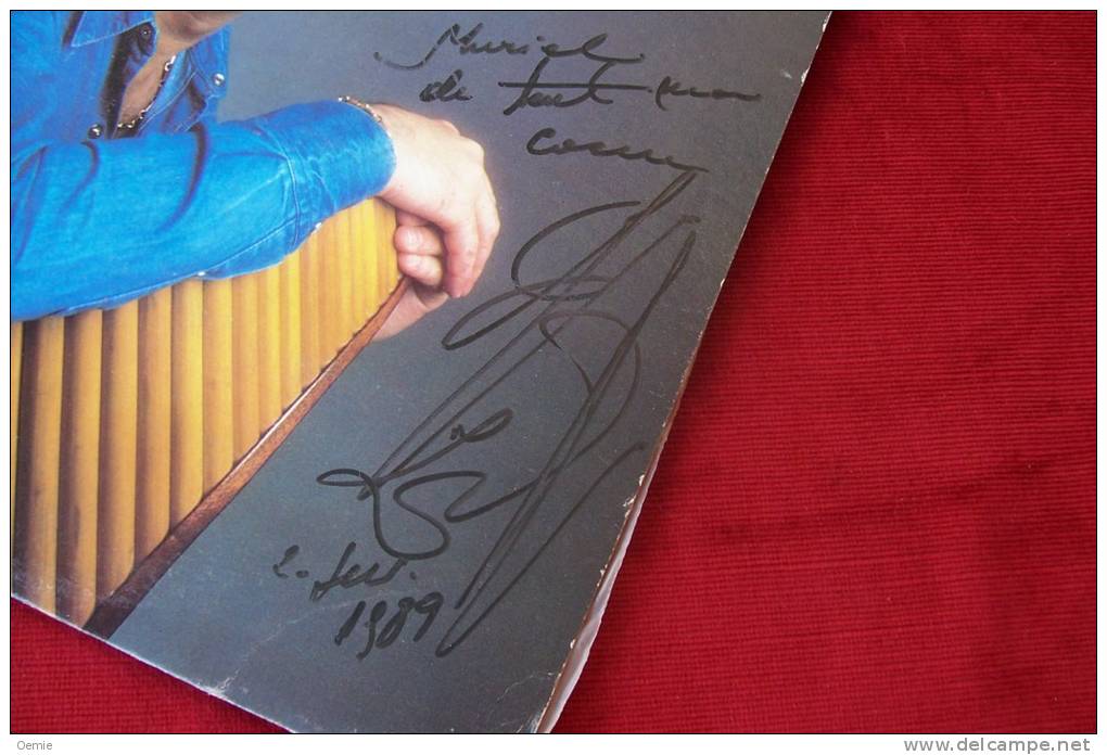 ZAMFIR  °  AUTOGRAPHE SUR POCHETTE VINYLE  33 TOURS    ANNEE  1989 - Autogramme