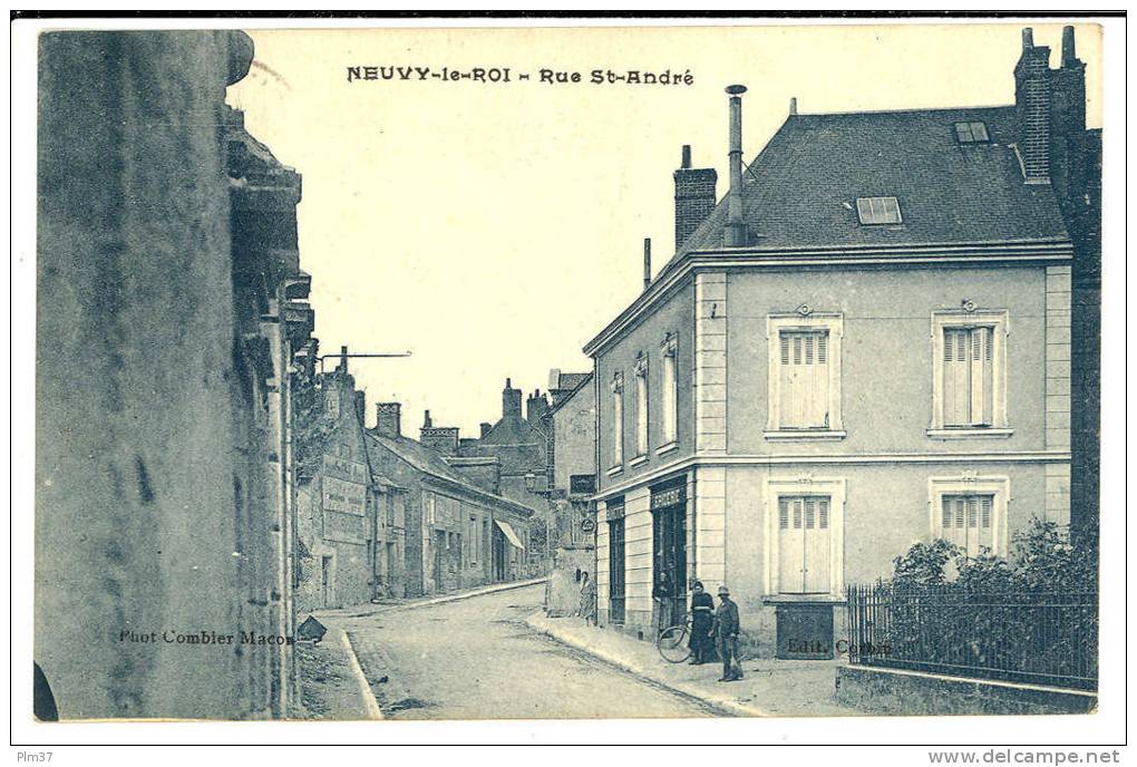 NEUVY LE ROI - Rue St André - Neuvy-le-Roi