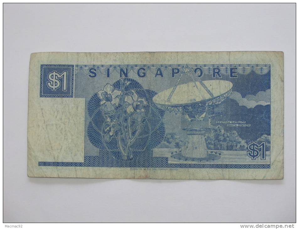 1-One- Dollar 1987 - SINGAPORE - This Note Is Legal Tender For Singapore - Singapore