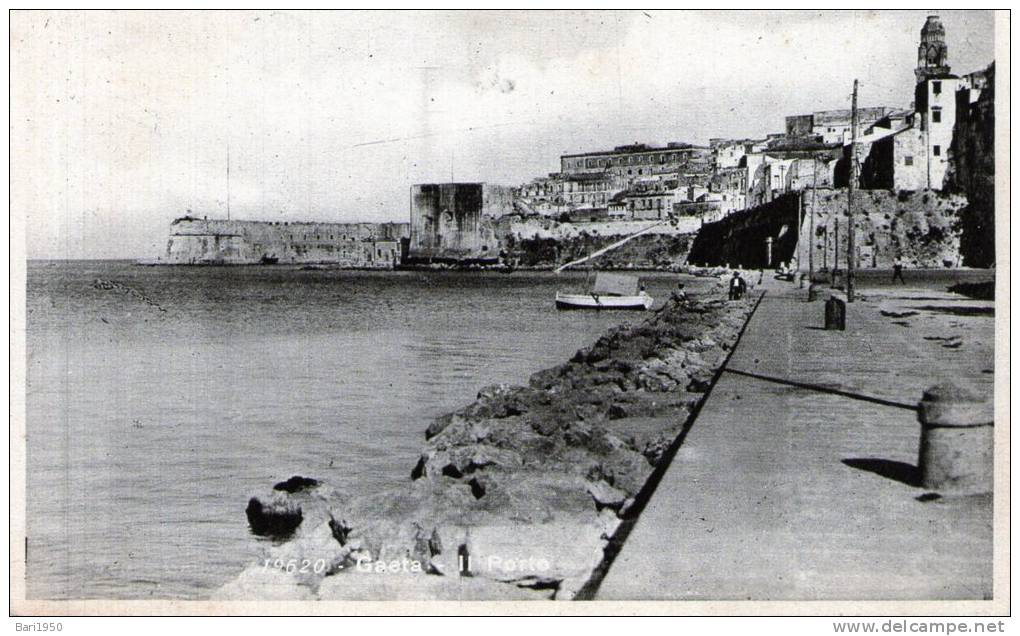 Bellissima Cartolia D´epoca    " GAETA -  Il Porto    " - Latina