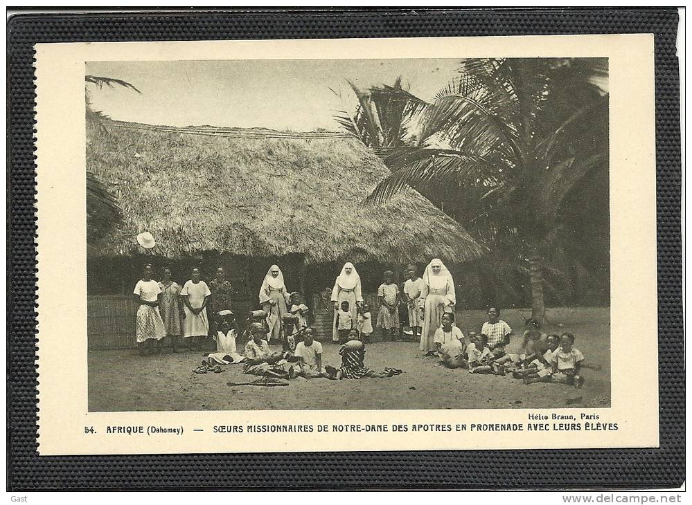 SOEURS MISSIONNAIRES  DE NOTRE DAME DES APOTRES .................. - Dahomey