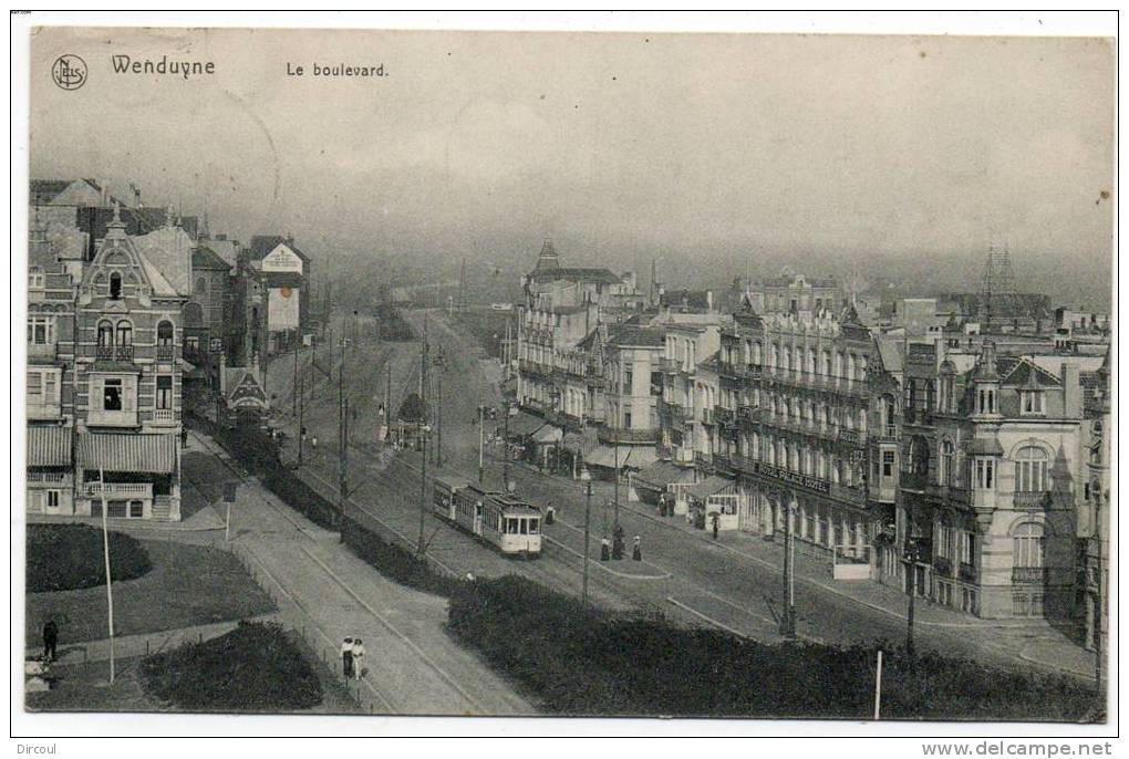 21857  -   Wenduyne  Le  Boulevard  -  Tram - Wenduine