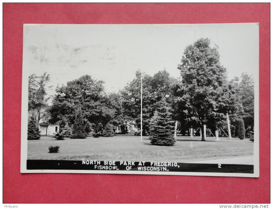 Real Photo  Frederic WI  North Side Park  1957 Cancel- ---- - - - - --          Ref 640 - Autres & Non Classés