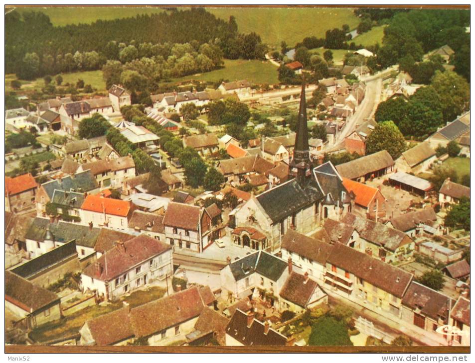 27 - DANGU - Vue Générale Aérienne (le Centre Du Village - L'Eglise) - Dangu