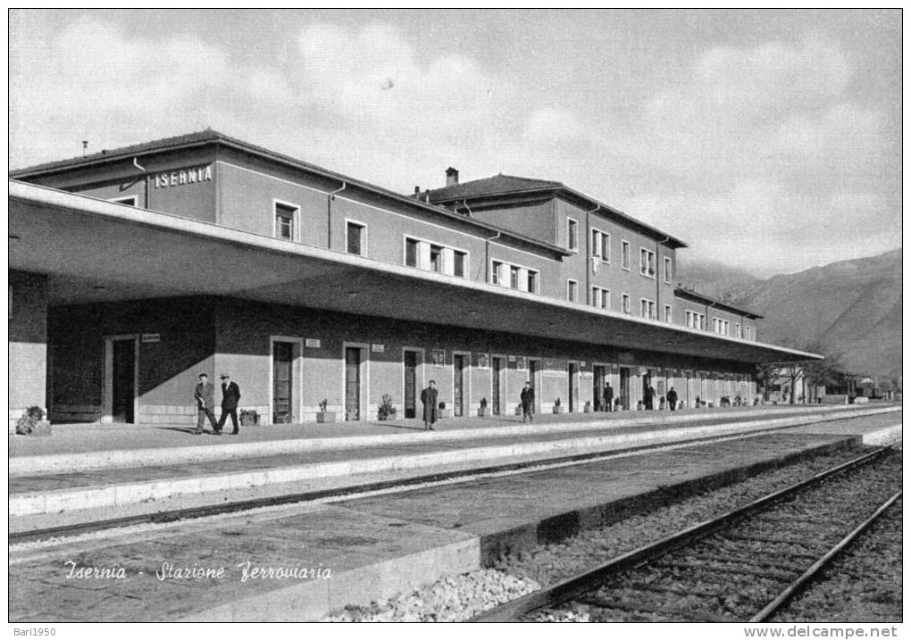 Cartolina  D´epoca     "  Isernia - Stazione Ferroviaria   " - Isernia