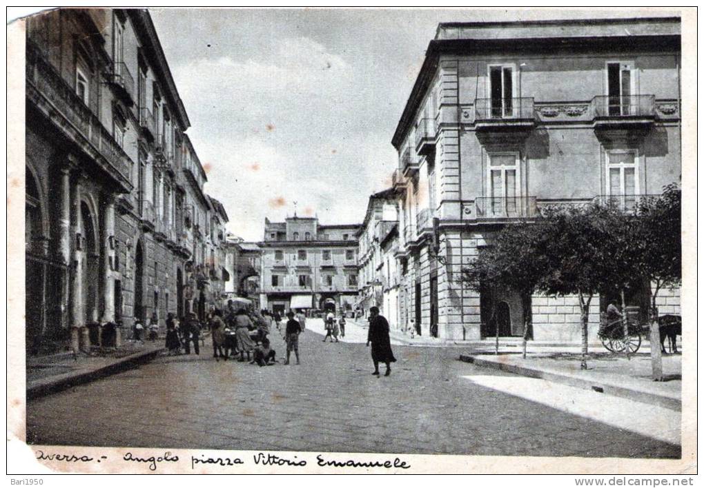 Cartolina  D´epoca     "   Aversa - Angolo Piazza Vittorio Emanuele  " - Aversa