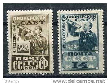 Russia 1929 Mi 363-4 MLH First All-Asembly Of Soviet Pioneers CV 50 Euro - Neufs