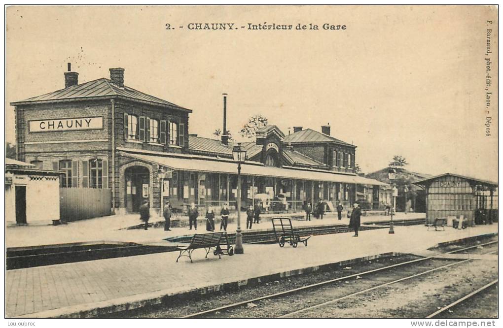 02  CHAUNY INTERIEUR DE LA GARE - Chauny