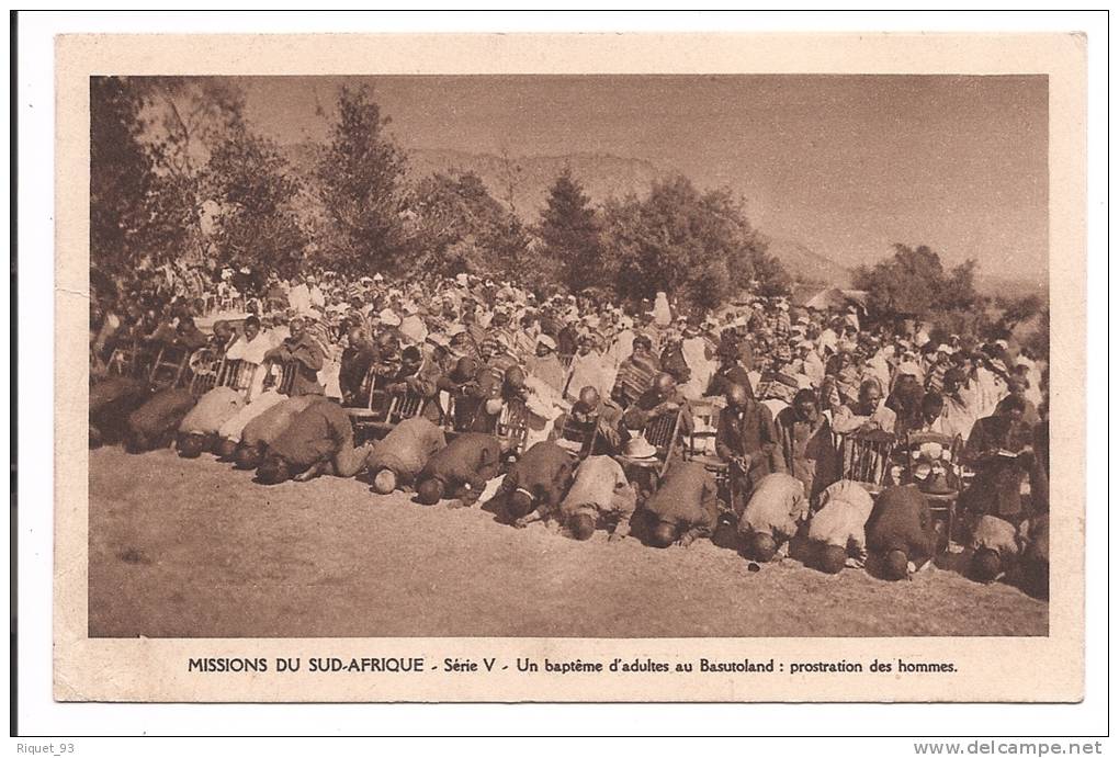 MISSIONS DU SUD AFRIQUE-Série V- Un Baptème D´adultes Au Basutoland : Prostration Des Hommes - Lesotho