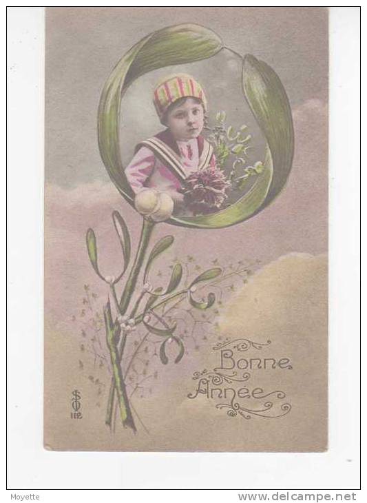 CPA-BONNE ANNEE-ENFANTS-1919-UN PETIT GARCON AVEC UN BONNET DANS UN CADRE DE FEUILLES DE GUI - Nouvel An