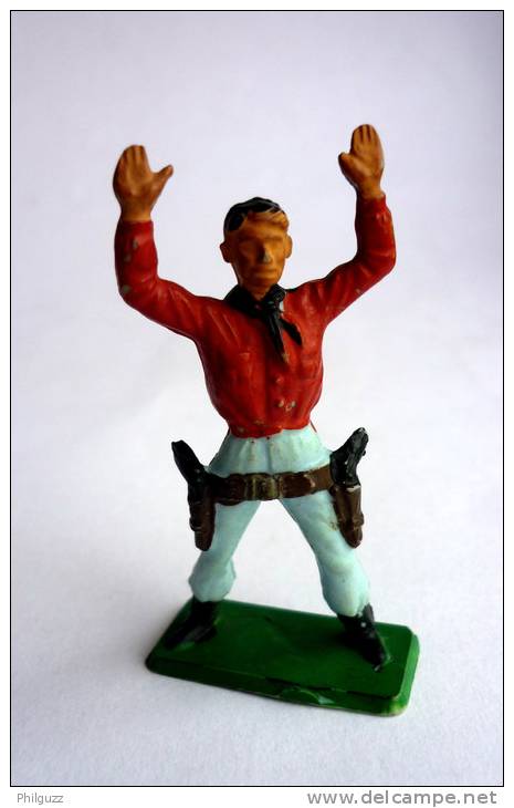 FIGURINE STARLUX COWBOY PRISONNIER MAINS EN L'AIR 126 - à Partir De 1957 - Starlux